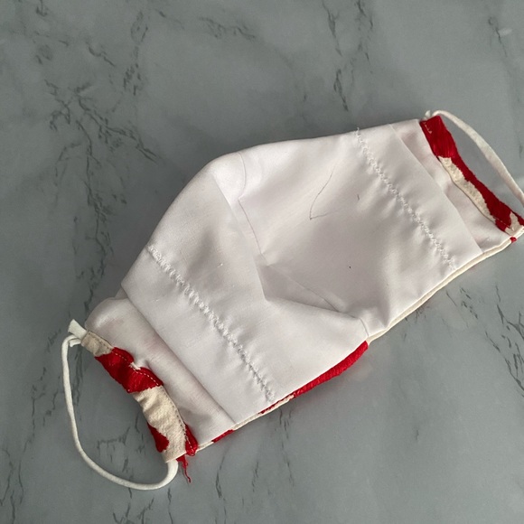 FACE MASK | ARTISAN | MEXICAN EMBROIDERED - Picture 4 of 5